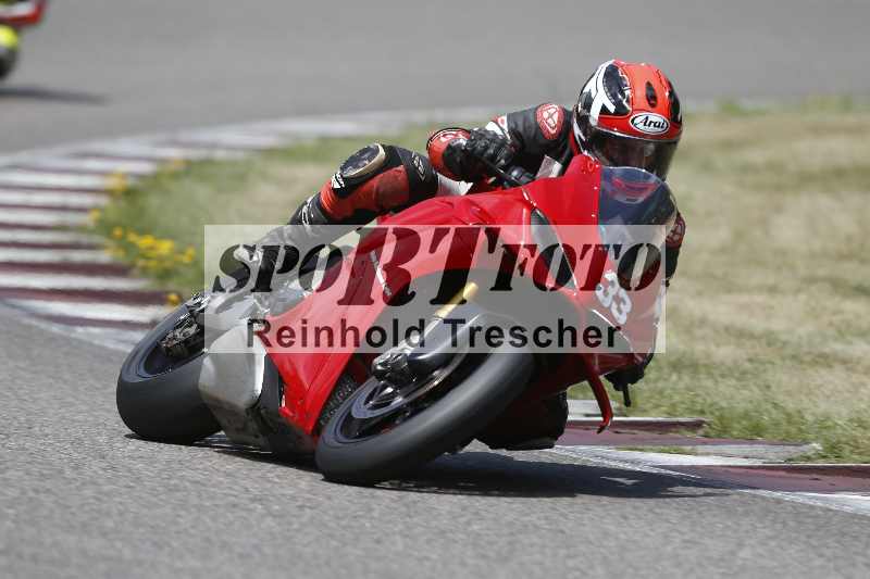 /21 17.06.2026  Ducati Schweiz Track Warmup ADR/Gruppe gelb/33